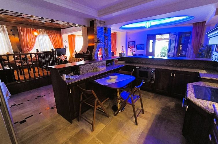 Vrijstaande woning in Porto Rafti