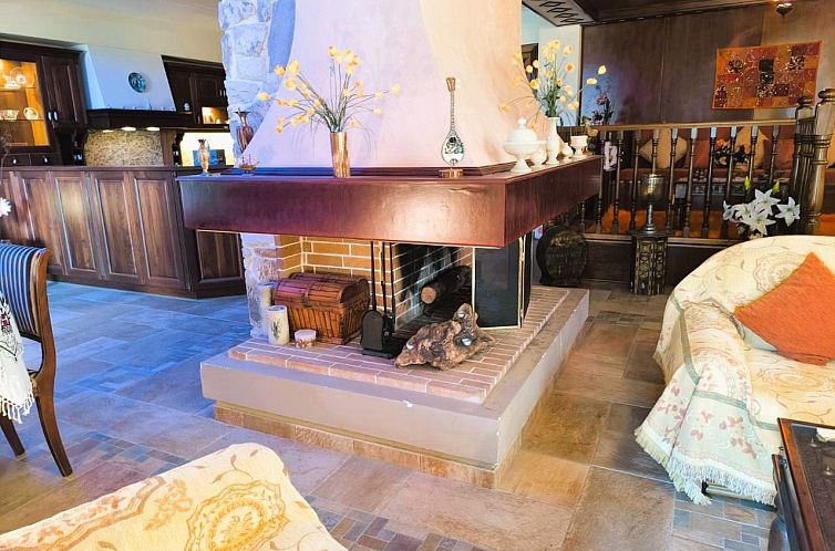 Vrijstaande woning in Porto Rafti