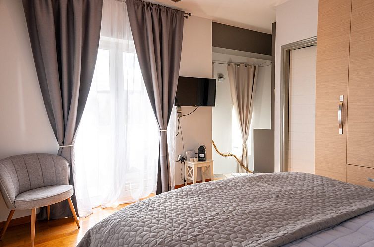 Geschakelde woning in Porto Rafti