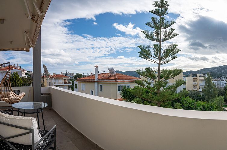 Geschakelde woning in Porto Rafti