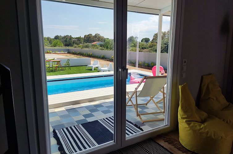 Vakantiehuis Kinderfreundliche Pool Villa 5p Seaside Beach F