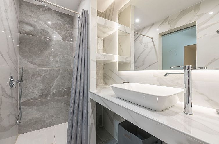 Appartement Stilvolle 2 Schlafzimmer, nur wenige Schritte vo