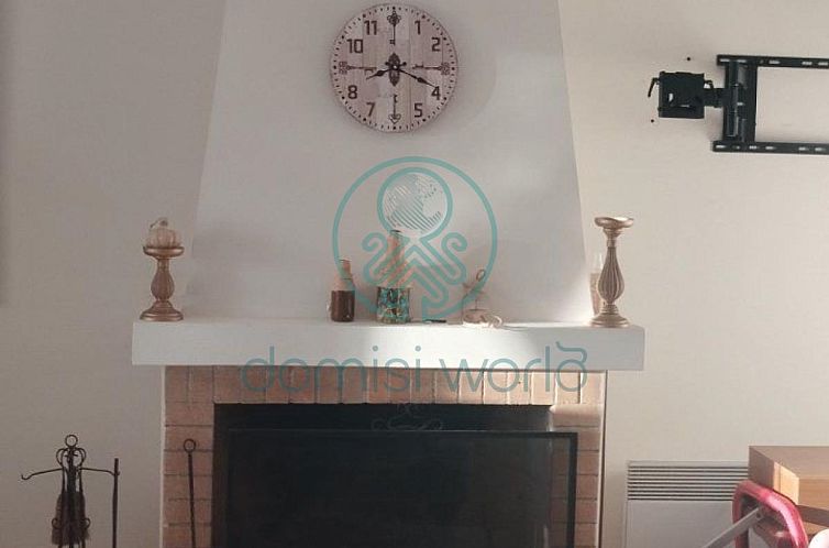 Geschakelde woning in Saronida