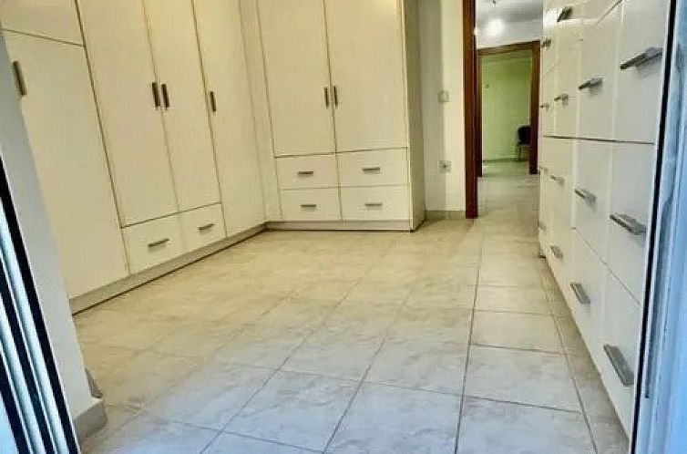 Geschakelde woning in Vari