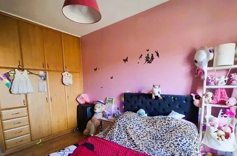 Vrijstaande woning in Vari