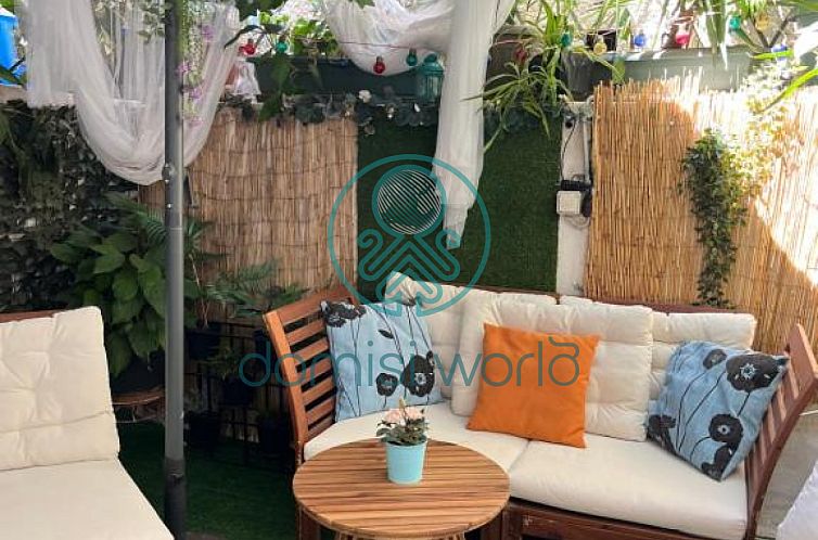 Geschakelde woning in Filopapou