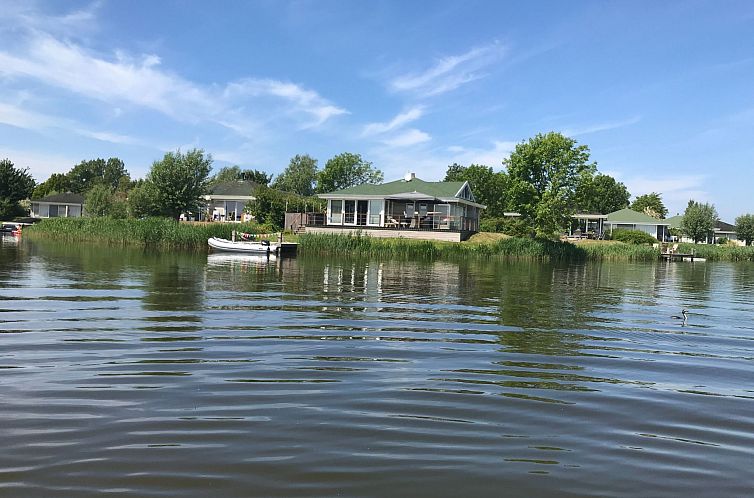 Vakantiehuis mit Außen-Sauna und Außen-Whirlpool