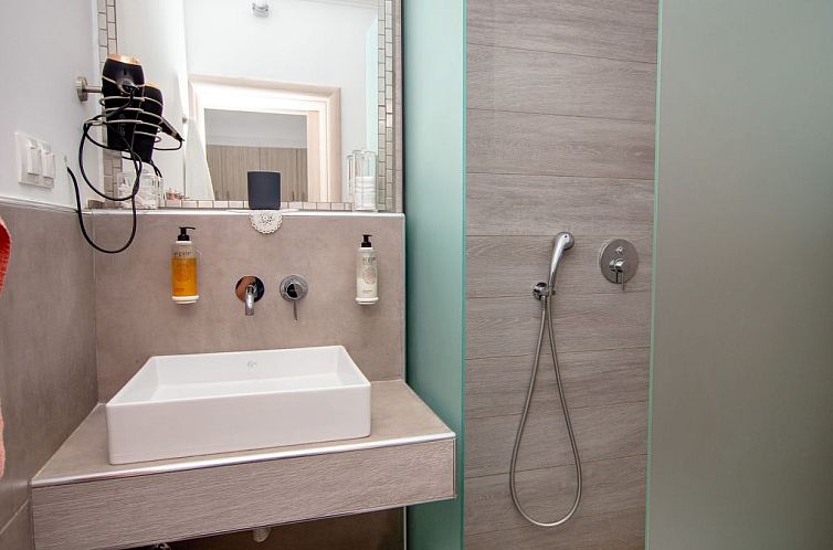 Appartement mit Balkon