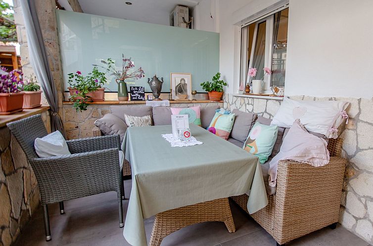 Appartement mit Balkon