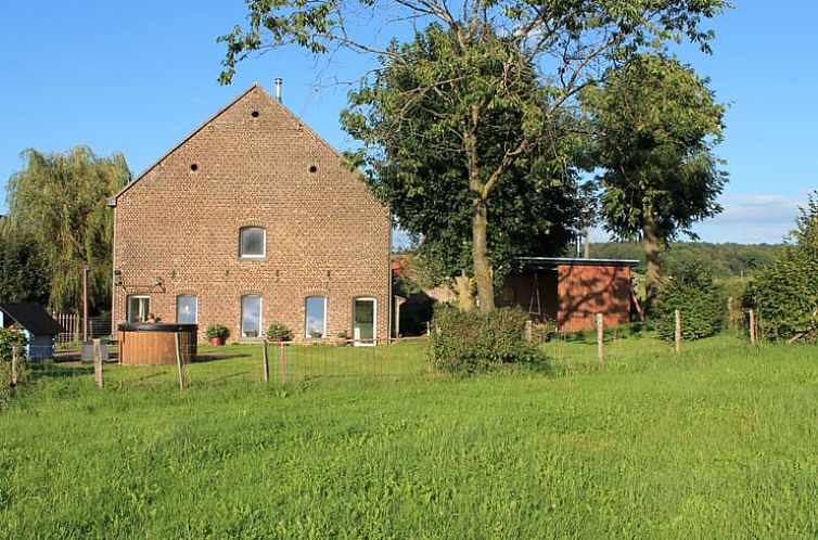Vakantiehuisje in Hombourg - Plombieres, charmant vakantiehuis omgeven door natuur in de Ardennen, Luik, Belgie.