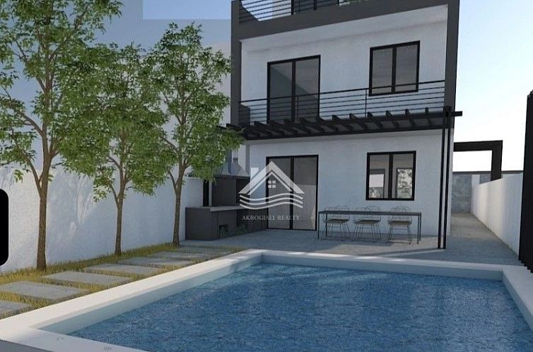 Vrijstaande woning in Chalkida