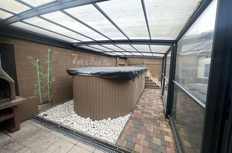 Magnifique maison de vacances pour 10 adultes avec pscine in