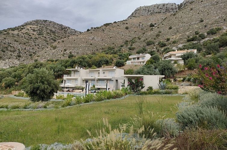 Vakantiehuis Villa für 4-6 Pers with pool in Plataria - Kal