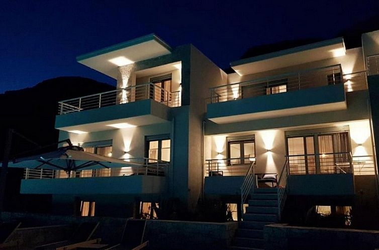 Vakantiehuis Villa für 8 Pers with pool in Plataria - Koral