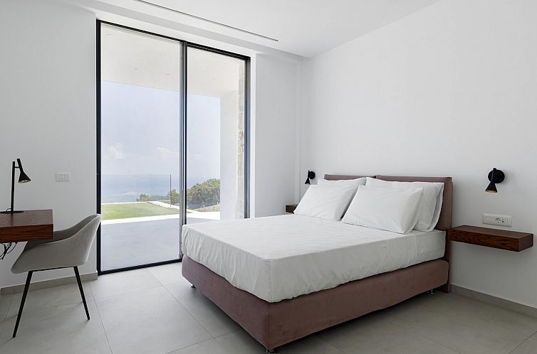 Vrijstaande woning in Volimes