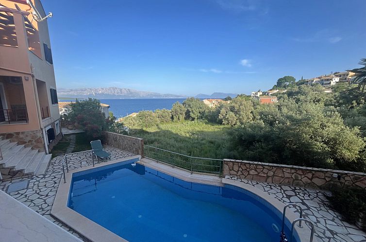 Appartement in Nikiana