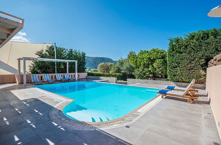 Vrijstaande woning in Lefkada