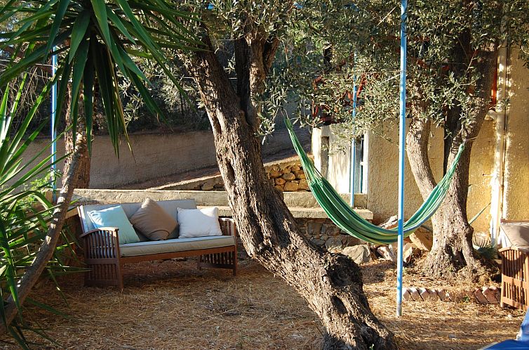 Vakantiehuis Spiti Limnos, idyllisch gelegen im Orangenhain