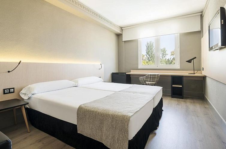 Hotel Ilunion Las Lomas