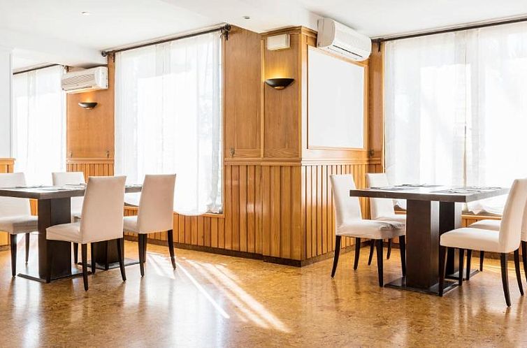 Hotel Ilunion Las Lomas