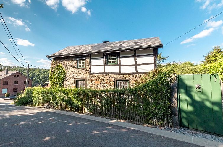 Vakantiehuis Ardenner Villa mit Jacuzzi