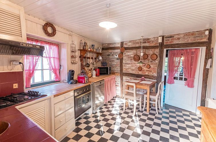 Vakantiehuis Ardenner Villa mit Jacuzzi