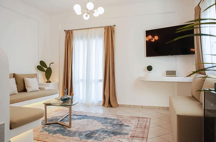 Vrijstaande woning in Monolithos