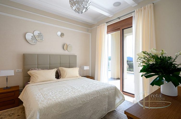 Vrijstaande woning in Elounda