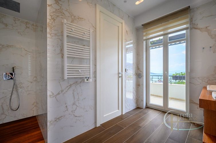 Vrijstaande woning in Elounda