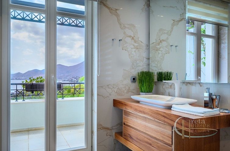 Vrijstaande woning in Elounda