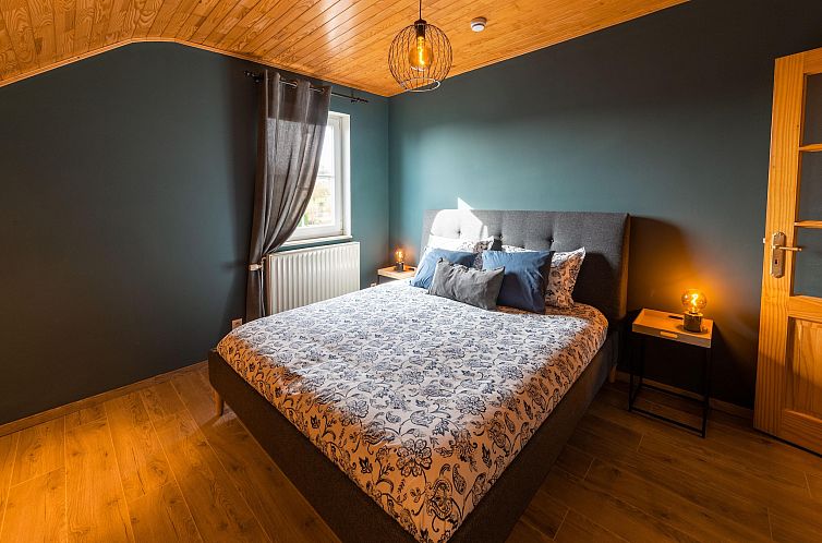 Charmante habitation à Lierneux pour 10 adultes avec Bains 