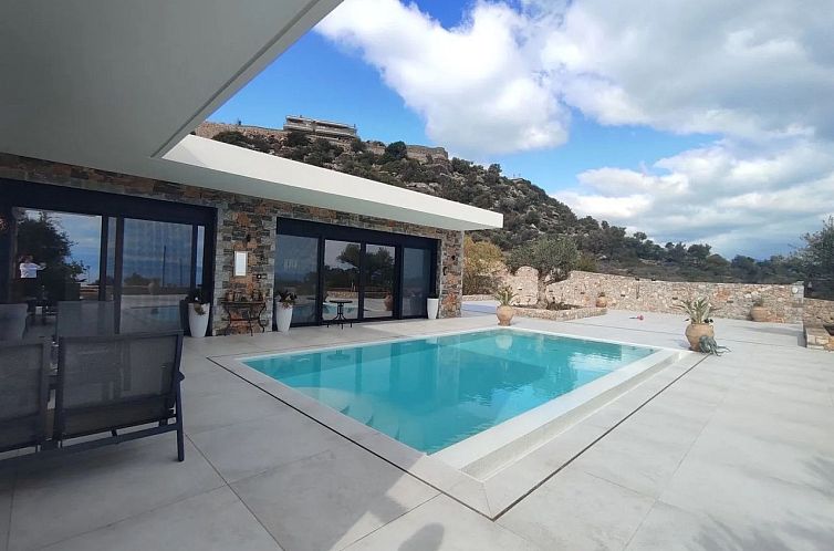 Vrijstaande woning in Agios Nikolaos, Vathi