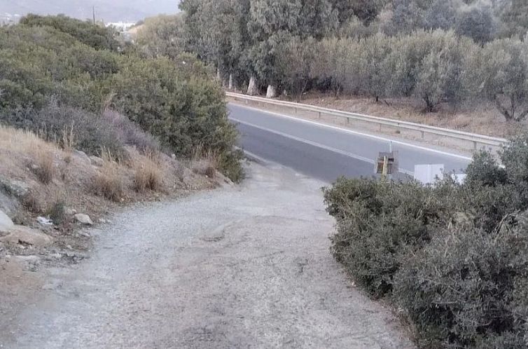 Kavel in Agios Nikolaos, Vathi