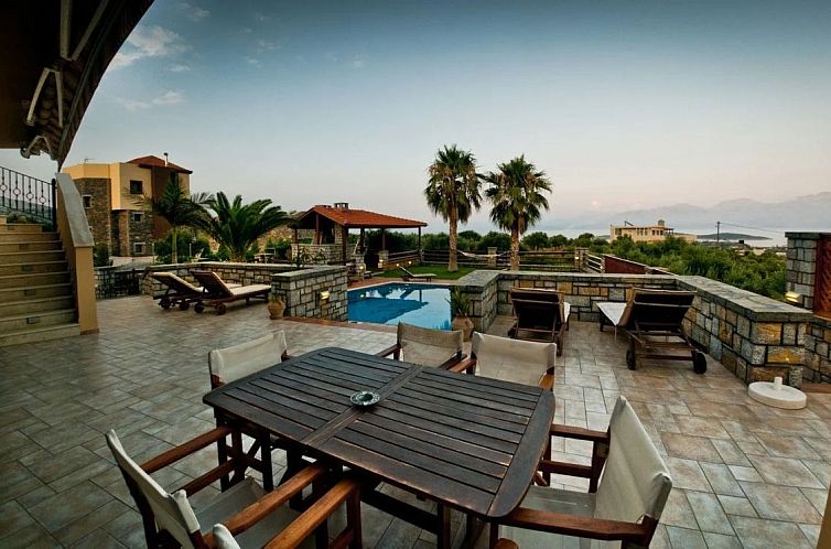 Vrijstaande woning in Agios Nikolaos, Vathi