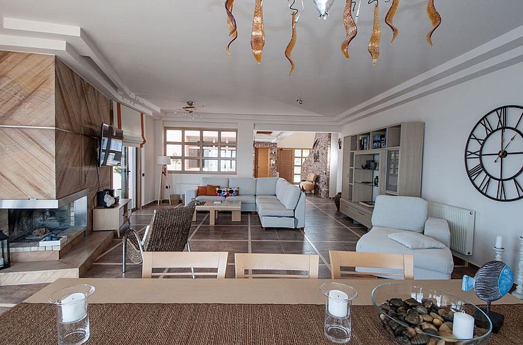 Vakantiehuis Brandneue, schicke und luxuriöse Wohnung