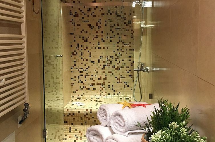 Vakantiehuis Brandneue, schicke und luxuriöse Wohnung