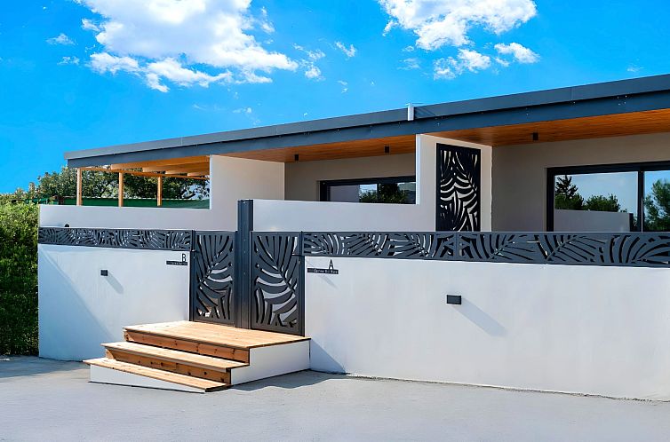 Vakantiehuis Canes Maxima Suite Privater Pool