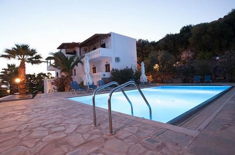 Appartement Helle, gemütliche Ferienwohnung in Agios Nikola