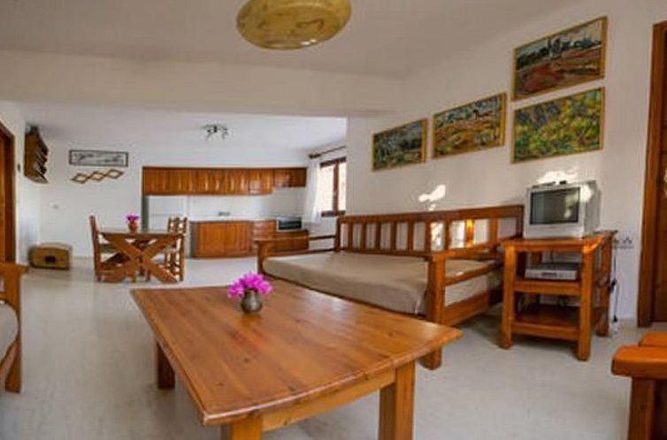 Appartement Helle, gemütliche Ferienwohnung in Agios Nikola