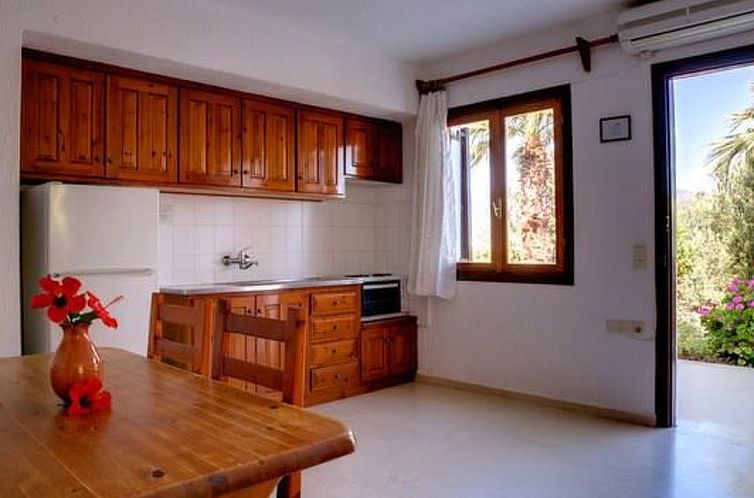 Appartement Helle, gemütliche Ferienwohnung in Agios Nikola