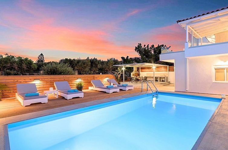 Vakantiehuis Villa "Etoile Villa" mit Blick auf das Wasser