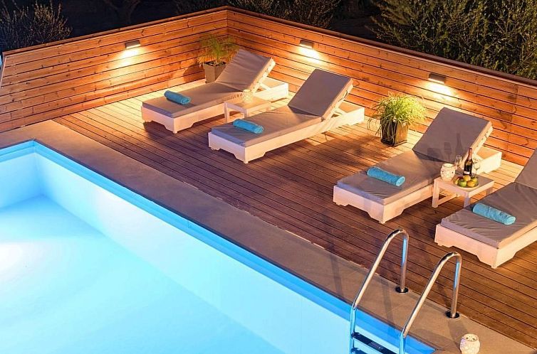 Vakantiehuis Villa "Etoile Villa" mit Blick auf das Wasser