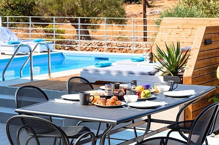 Vakantiehuis Villa "Etoile Villa" mit Blick auf das Wasser