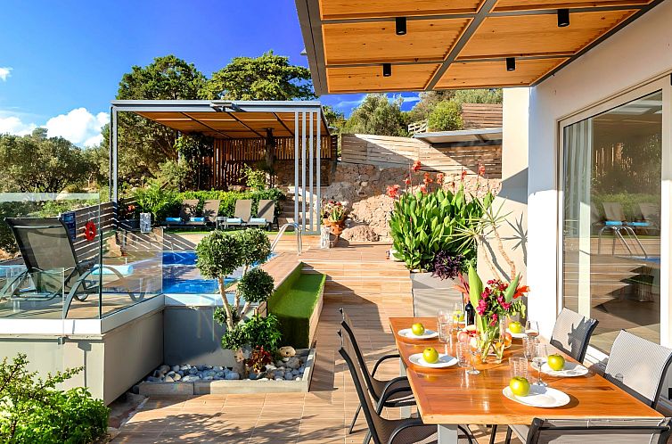 Vakantiehuis Ferienvilla "Canes" mit Blick auf das Wasser
