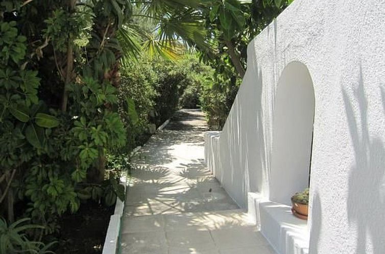 Appartement Villa Castello vier bis fünf Personen