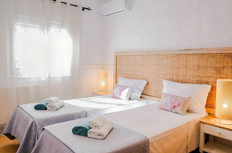 Vakantiehuis "Cretan Lodge" mit Blick auf das Wasser