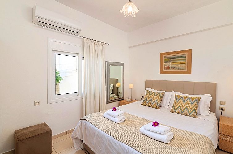 Vakantiehuis Olivengrüne Villa mit privatem beheiztem Pool