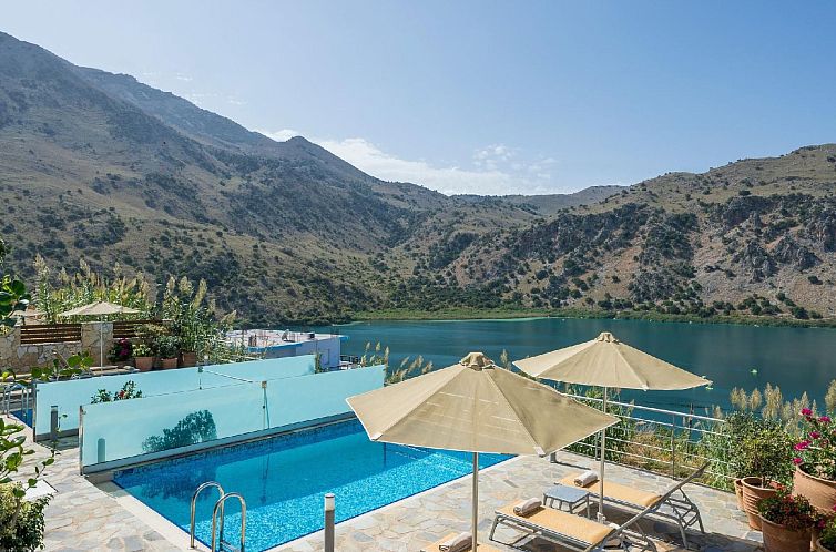 Vakantiehuis Wunderschöne Villa mit Seeblick und Pool in de