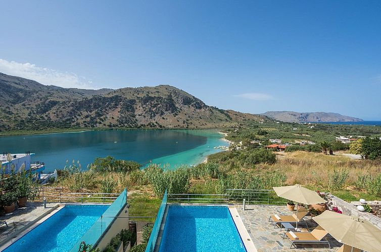 Vakantiehuis Wunderschöne Villa mit Seeblick und Pool in de