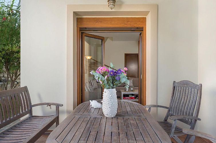 Vakantiehuis Wunderschöne Villa mit Seeblick und Pool in de